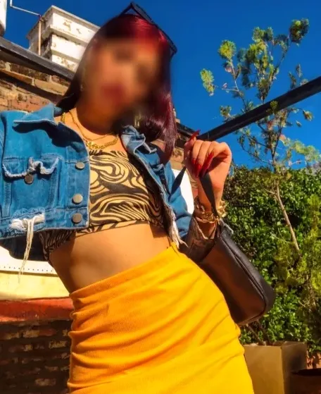 Anja, 21