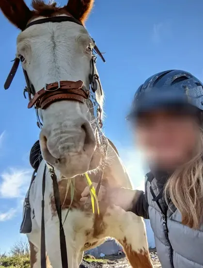 Larissa, 35