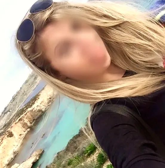 Melina, 34