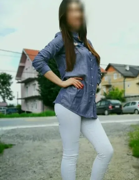 Mira, 26