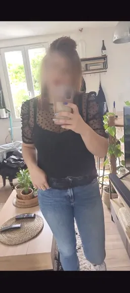 Nadine, 34