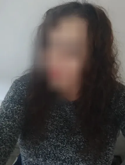 Selina, 39
