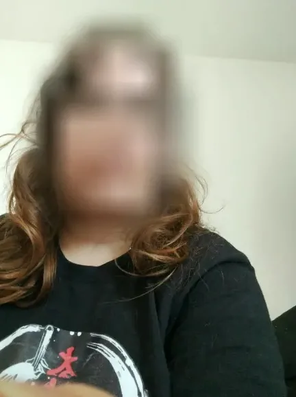 Vanessa, 38