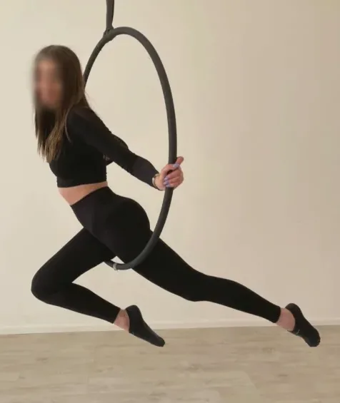 Franziska, 25