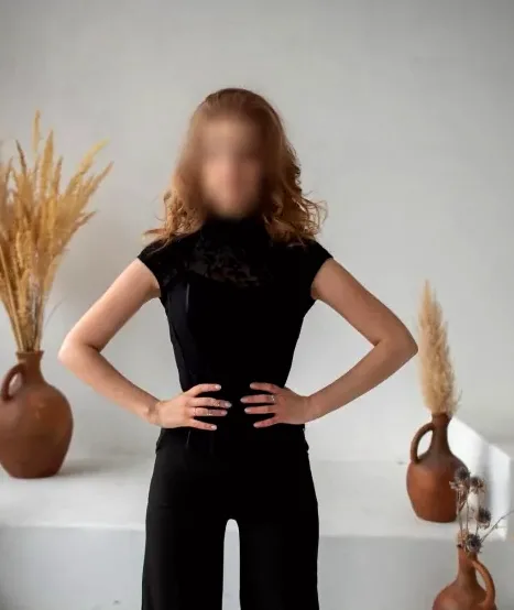 Romy, 34